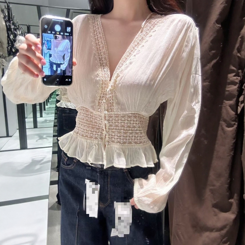 Za Foreign Trade Export Women's Clothing New French Style Pure Desire V-Neck Hollow Lace Sheer Blouse Short Shirt 7521015
