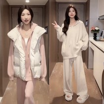 Maternity spring suit 2024 autumn and winter new fashion hooded knitted sweater down vest western style two-piece set