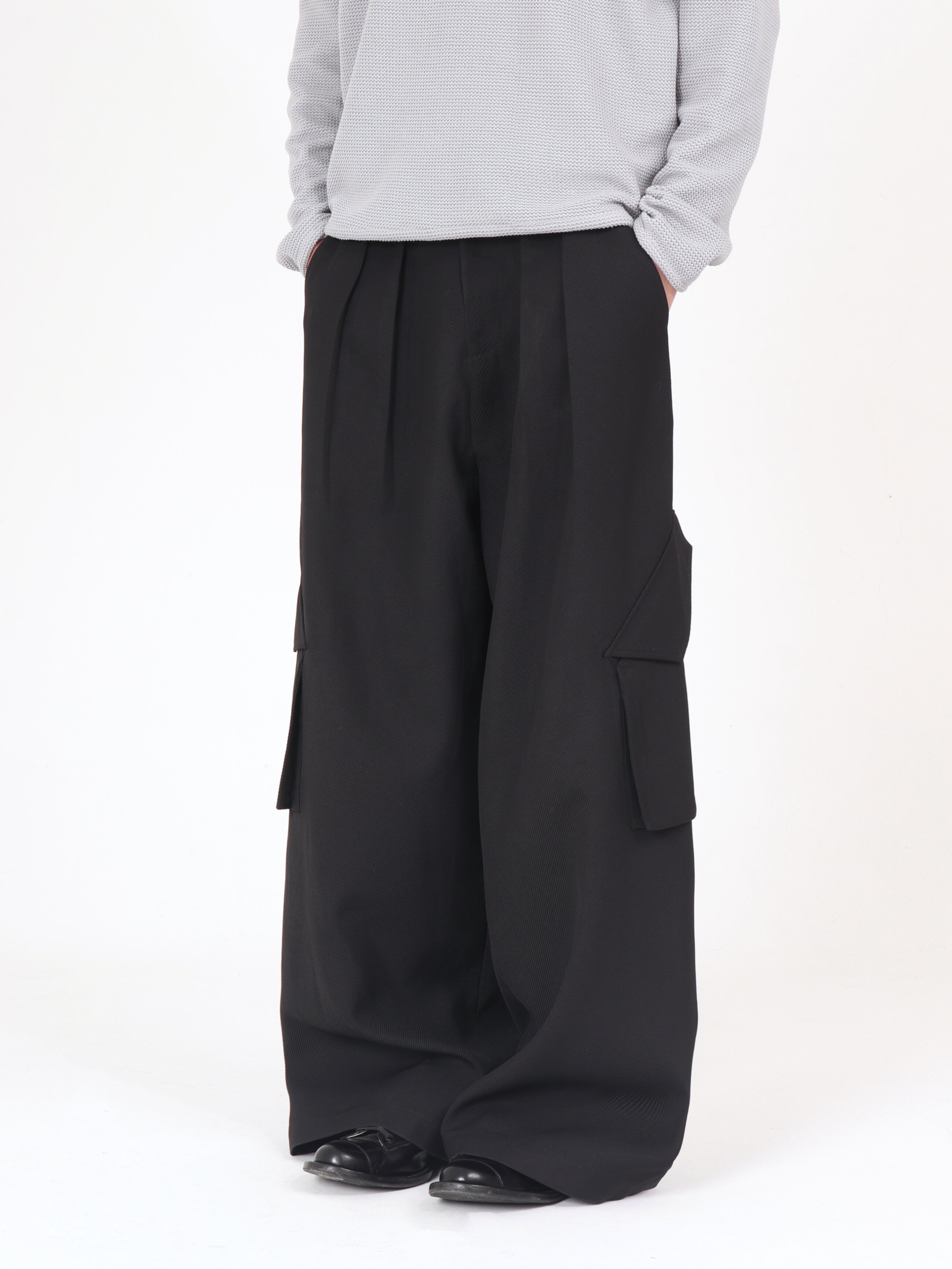 world.taobao.com: Nothingnoth | Diagonal Pleated Dark Gray Wide 