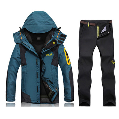 Outdoor custom winter stormtrooper clothing men and women three in one two suits waterproof windproof warm thickened velvet mountaineering clothing tide