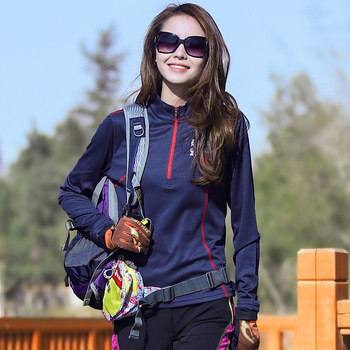 Quick-drying clothing for moisture-wicking outdoor sports and mountaineering