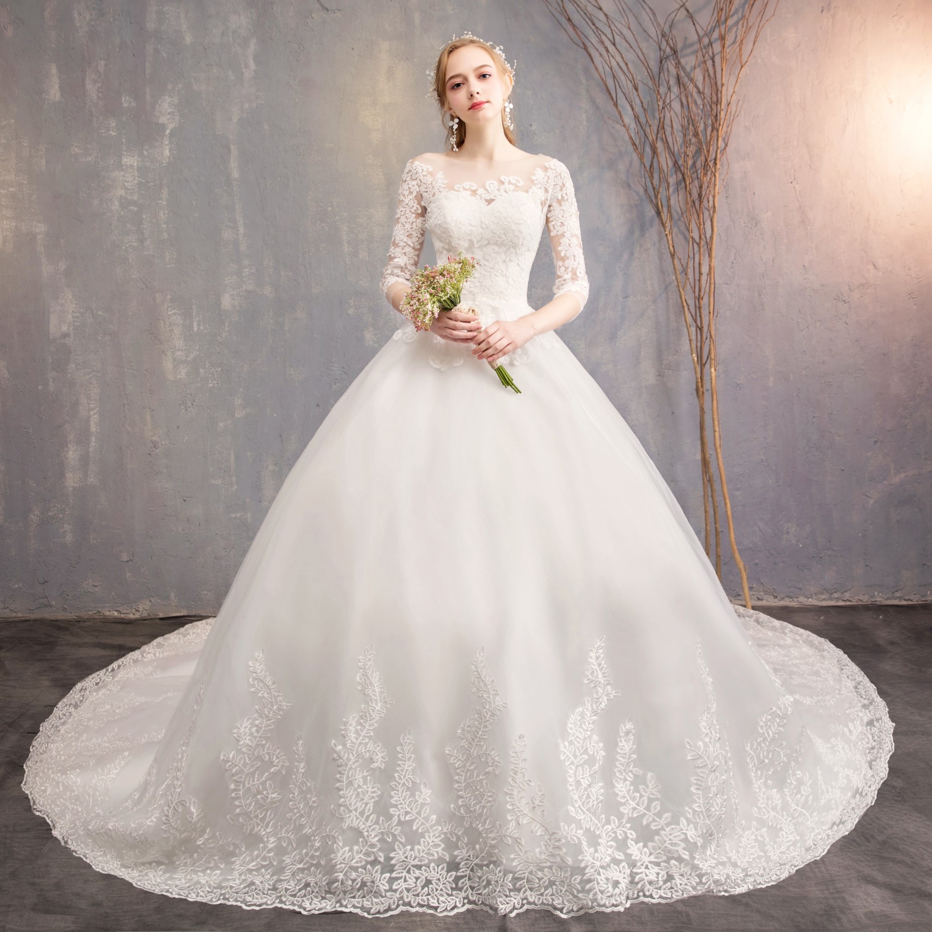 Dust World Six Happy Wedding Dress 2021 New Long Sleeve Bridal Princess Dreamy Trailing Photo Gallery Themed Palace Wedding Dress Gown