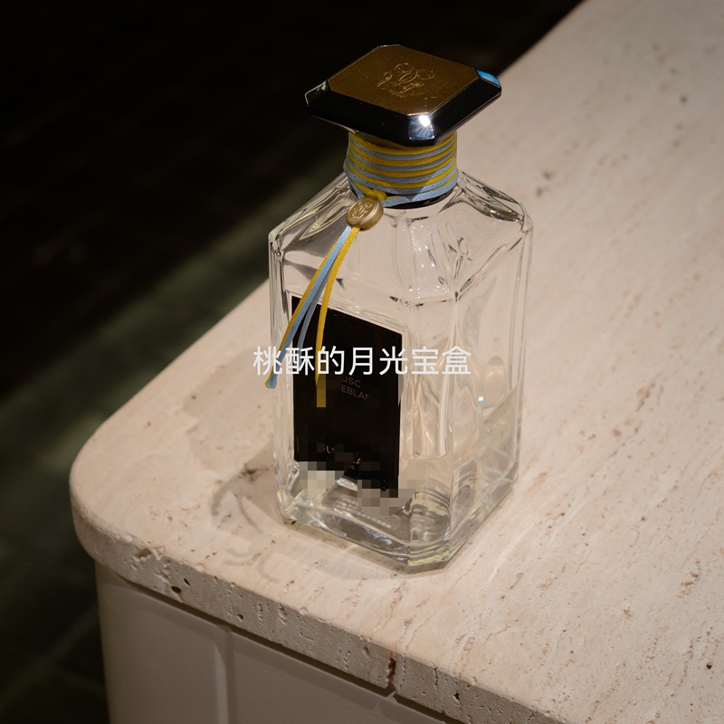 Art Salon Oriental Ebony/Noble Musk/Mythical/Fragrant Wood/Mysterious Night/Angelica/American Iris