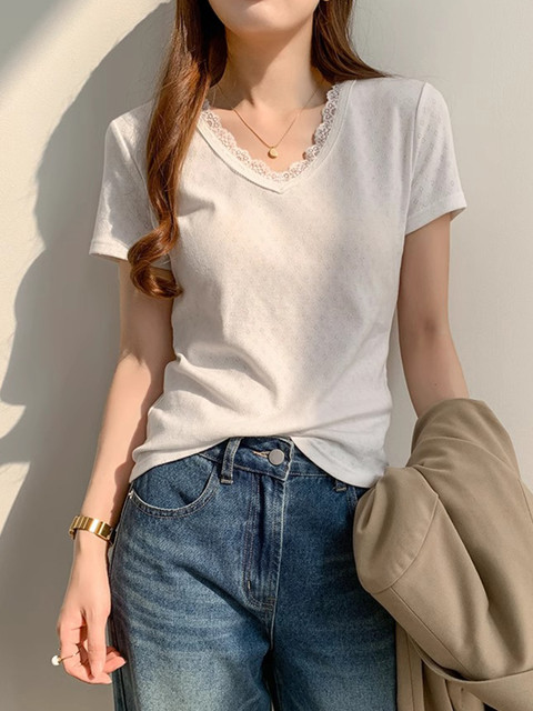 European White Lace V Neck Right Shoulder Short-Sleeved T-Shirt for Women Summer New Korean Style Unique Cut Out Pattern Top