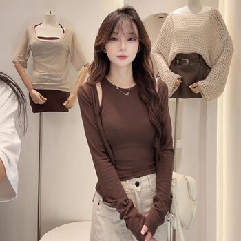 Early Autumn Korean Style Slimming Vest Cardigan Two-Piece Set for Women 2025 New Trendy Salt Girl Fashionable Light Mature Top Set