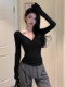 American-Style Spicy Girl V-Neck Long-Sleeve T-Shirt for Women, Early Spring 2025 New Style, Tight-Fitting Base Layer, Slim-Fitting Top
