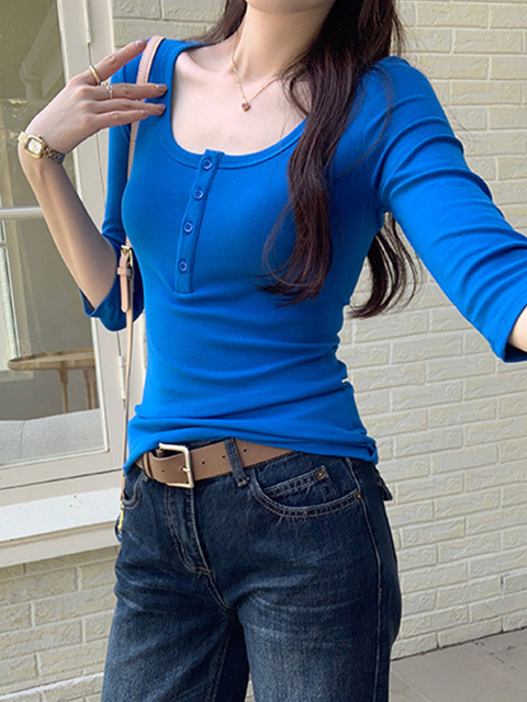 Klein Blue U-Neck Mid-Sleeve T-Shirt for Women, Early Spring 2026 New Style, Pure and Desirable, Niche, Regular Shoulder, Tight-Fitting, Versatile, Slimming Top