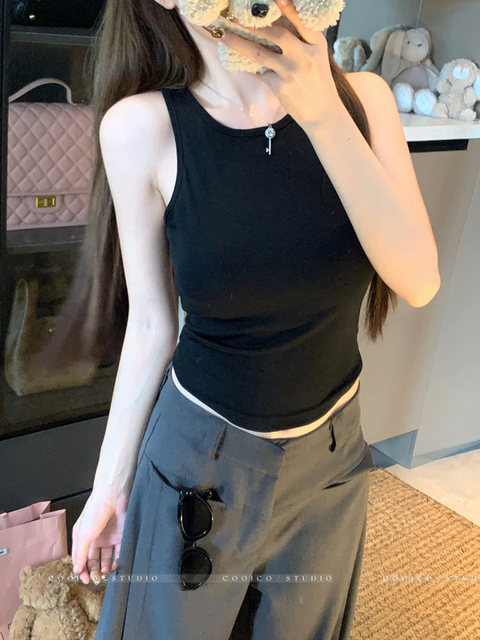 Hot Girl Sexy Camisole Cardigan Two-Piece Set for Women, Autumn, Very Pretty, Can Be Worn Outside, Slimming, Versatile Top, Small Suit