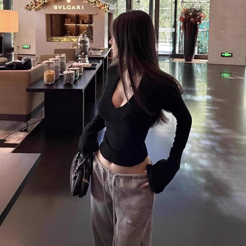 Hot Girl Outfit: Sexy V-Neck Long-Sleeve Base Shirt for Women, Autumn and Winter Pure Desire Style, Sweet and Spicy Girl Tight-Fitting Slimming Inner Top