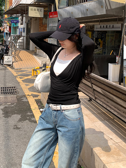 Black Square-Neck Faux Two-Piece Tencel T-Shirt for Women, Autumn and Winter Style, Slim-Fit, Color-Blocking, Long-Sleeve Base Layer Top