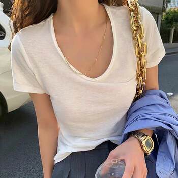 White T-Shirt for Women 2025 Spring and Summer Tattered Slim Short-Sleeved Fashionable V Neck Pure Color Versatile Sweetheart Collar Bottoming Top Trbottomy