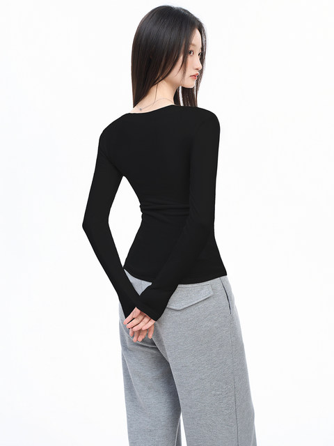 2025 Korean Style U-Neck Long-Sleeve T-Shirt for Women, Spring, Autumn, and Winter, Sexy Tight-Fitting Low-Neck Exposed Collarbone Inner Layer Base Shirt Top