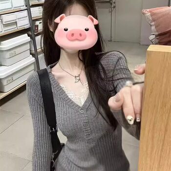 Fake Two-Piece Lace Trim Patchwork Knit Top for Women, Autumn and Winter Pure Desire Style, Spicy Girl V-Neck Long-Sleeve Inner Wear