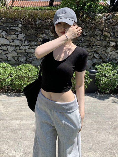 Pure Desire U-Neck Spicy Girl Short-Sleeve T-Shirt for Women, Summer 2025 New Style, Regular Shoulder, High-Waisted, Slimming, Low-Neck, Collarbone-Exposing Short Top