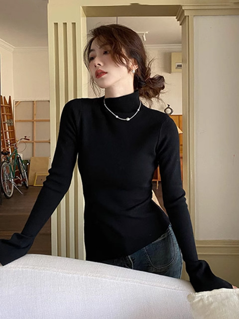 Half Turtleneck with Bell Sleeves, Knitted Sweater, Women's Autumn and Winter Design, Irregular Slit Hem Top