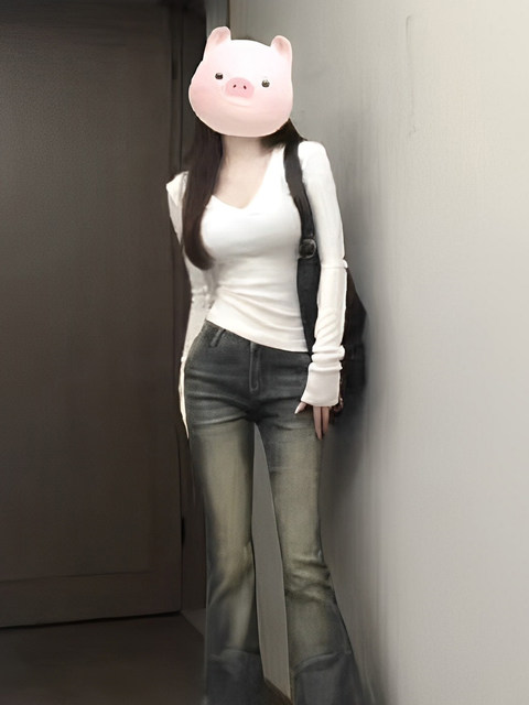 Spicy Girl Style V-Neck Long-Sleeve T-Shirt for Women, Autumn and Winter Slim Fit Niche Inner Wear, Flattering and Trendy Base Shirt Top