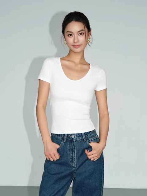 Trendy U-Neck Short-Sleeve T-Shirt for Women, Summer 2025 New Style, Slim Fit, Flattering, Simple Base Layer Top