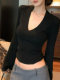 American-Style Spicy Girl V-Neck Tight-Fitting Base Shirt for Women, Autumn and Winter 2025 New Sexy Regular Shoulder Long-Sleeve Slimming Top