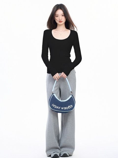 2025 Korean Style U-Neck Long-Sleeve T-Shirt for Women, Spring, Autumn, and Winter, Sexy Tight-Fitting Low-Neck Exposed Collarbone Inner Layer Base Shirt Top