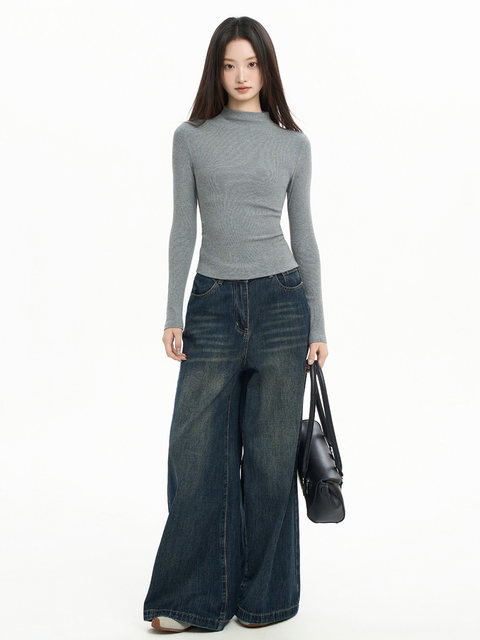 Tight-Fitting Half-High Collar Long-Sleeve Base Layer Top for Women, Autumn and Winter Stylish Slim-Fit Mid-Neck Top That Enhances the Figure