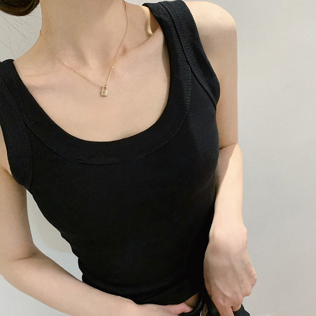 2025 Spring/Summer Korean Style Camisole for Layering or Wearing Alone, Tight-Fitting Vest for Women, Internet Celebrity Casual Sports Sleeveless Solid Color Top Trend