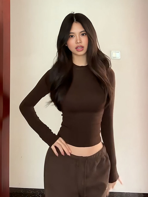 Cool and Chic Long-Sleeved Round-Neck T-Shirt for Women, Spring and Autumn American-Style Spicy Girl Style, Slim-Fitting and Slimming Base Layer Top