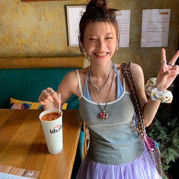 American-Style Spicy Girl Fake Two-Piece Halter Neck Camisole for Women, Summer Design, Niche Style with Chest Pads, Beautiful Back, Sleeveless Top