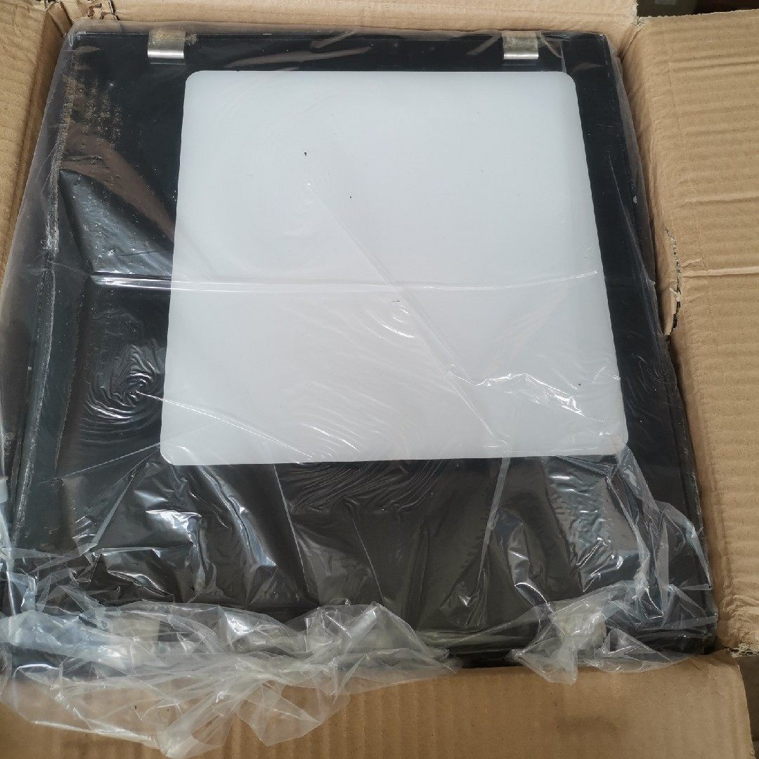 Single-polarized spotlight glorifies the directional antenna board-like antenna community glorified antenna mouthed full-frequency 800-2700