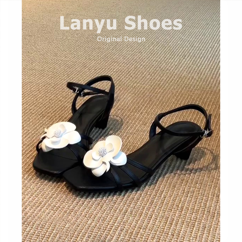 Sheepskin Version~Gentle Style Floral Open-Toe High-Heeled Sandals for Women, Chunky Heels That Are Comfortable, Elegant Black Versatile Roman Shoes