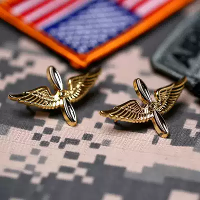 U.S. Army Air Cord Flower Army Fans Collar Flower Metal Badge Film and Television Props Pilot Collar Flower Uniform Collar Flower