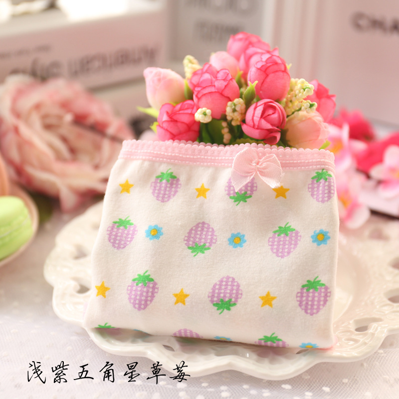 MUMU sản phẩm tốt Nhật Bản dễ thương mềm cô gái dâu tây phim hoạt hình in bông dâu tây chất béo đồ lót quần lót xung quanh hình dán anime