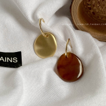 French retro asymmetric earrings advanced earrings female Korean temperament acetic acid earrings 2021 New Tide