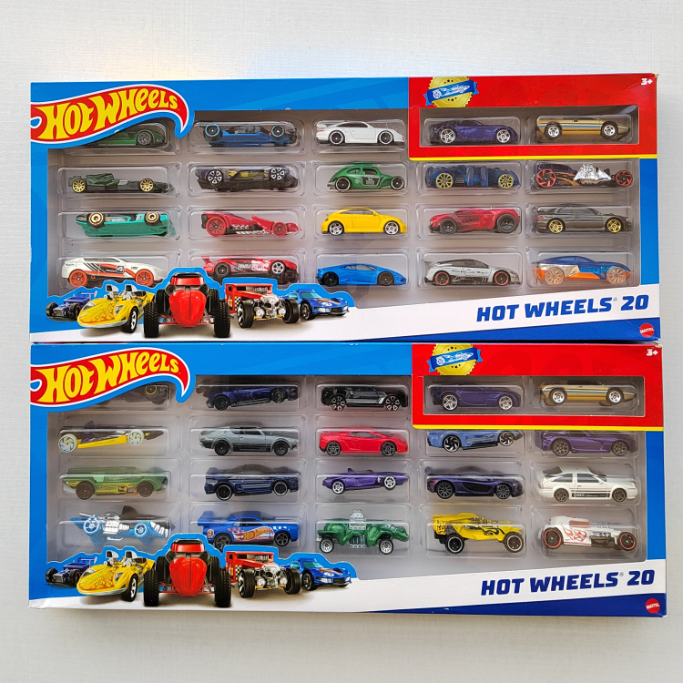 Wind Fire Wheel Fire Hot small sports car twenty Fitted 20 Fitted Track Alloy Car Mold Boy New Year Toy Car Gift Box-Taobao