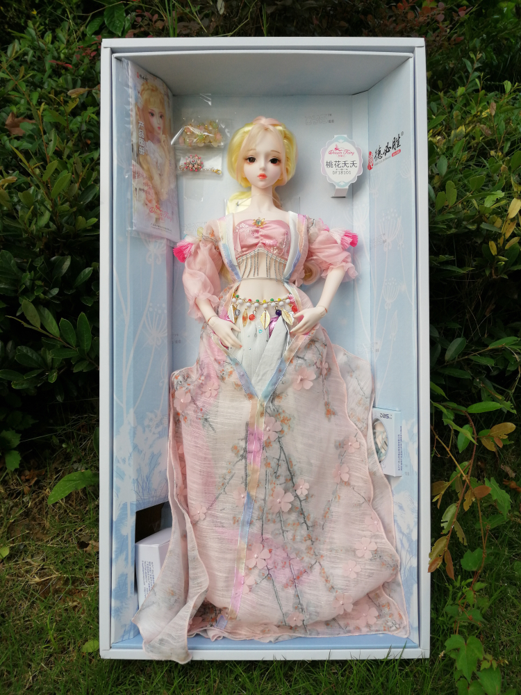 Derby Dreams Fairytale Dolls Peach Blossom of Purple Flowers and Makeup Foreign Doll Princess Girl Toys