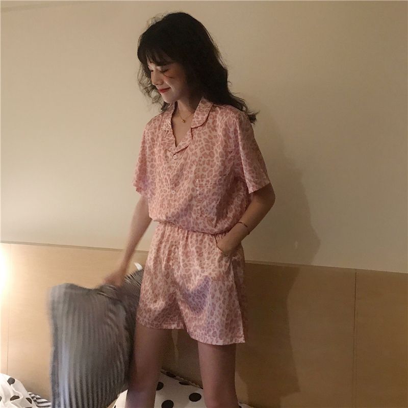 Bộ đồ nữ 2019 thời trang mới mùa hè màu hồng da báo ngắn tay ngắn quần short mỏng đồ ngủ dịch vụ tại nhà - Nam giới đồ ngủ tuổi teen nam