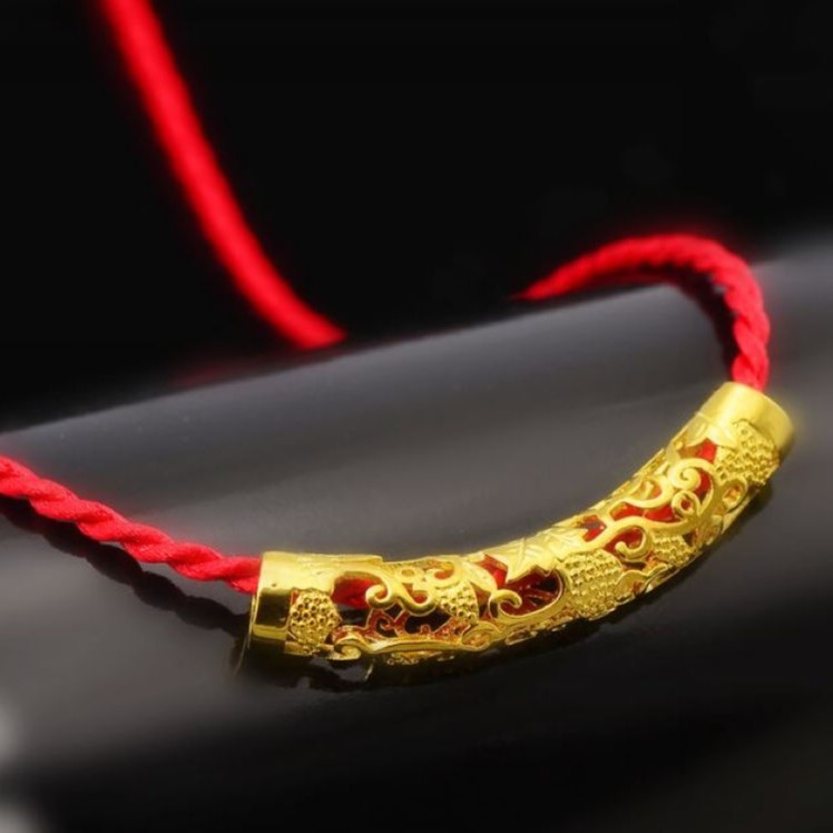 Authentic 18K Gold-Colored Curved Tube Pendant Woven Necklace for Women, Exquisite and Versatile, Original Boutique Gift
