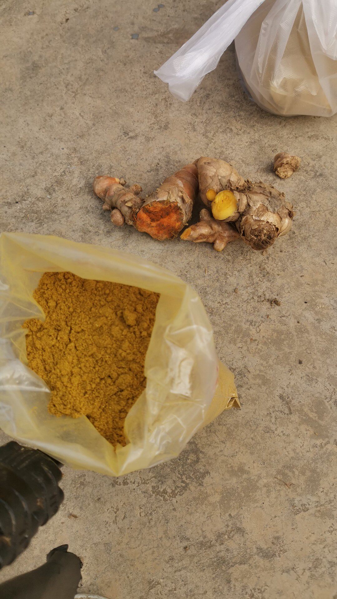 Yunnan Yang ginger turmeric powder 1 kg 60 yuan 2 kg 100 yuan 3 kg 140 yuan