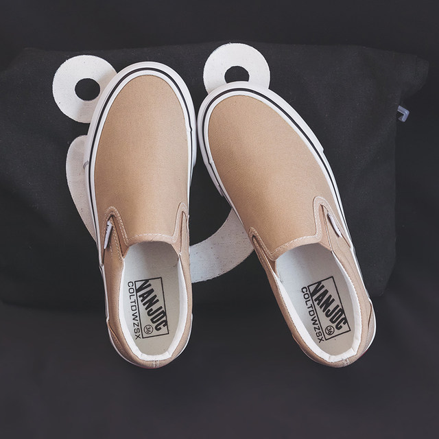2023 versatile white slip-on slip-ons for women summer thin slip-on canvas shoes Casual Korean style flat cloth shoes