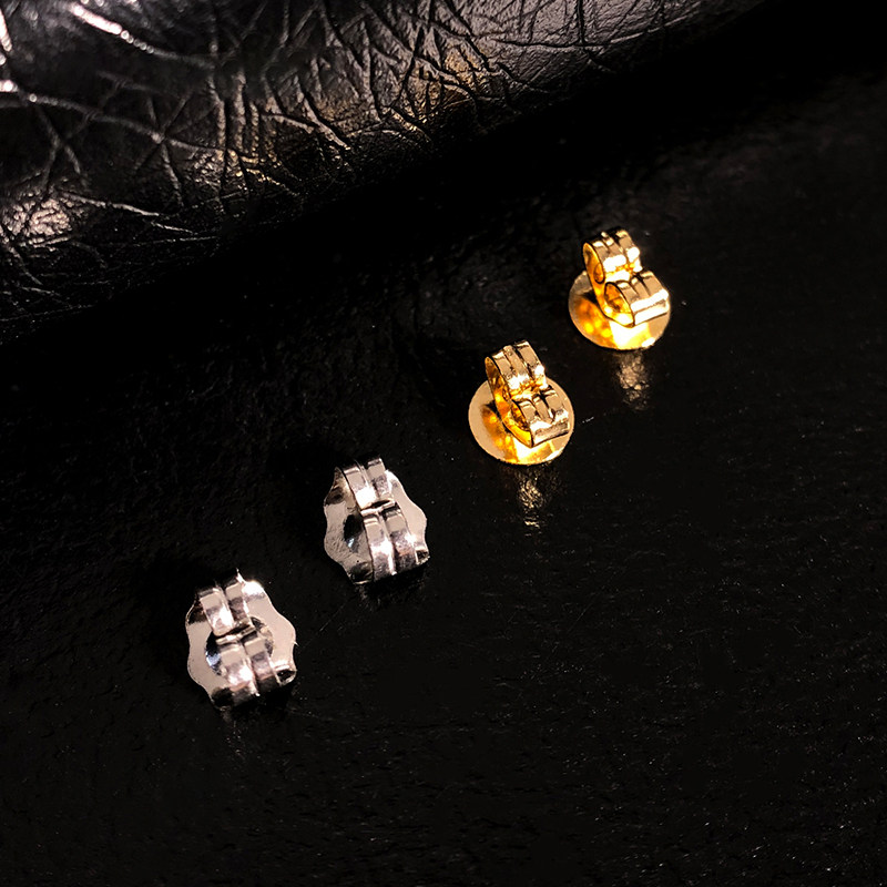 Wei Aixiu Pearl Stud Earrings 18K Gold Earrings Ear Plugs Premium Sense Silicone K Gold Seawater Ear Hoops Ear Clips