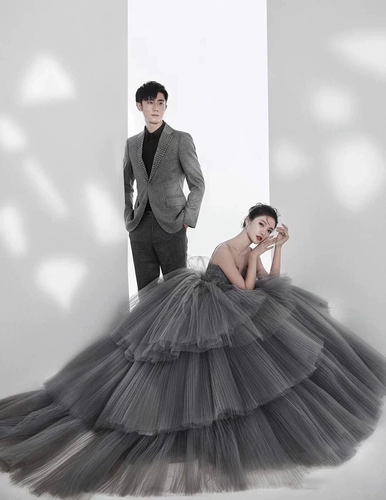 Новая тематическая одежда для фотостудии, красочное марлевое серое свадебное платье на подтяжках, тянущееся в лесном стиле, платье для фотосессии для пары