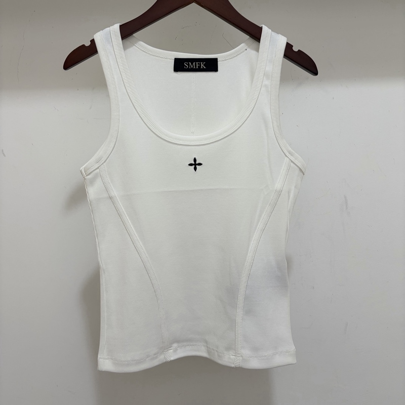 Hot Girl Smfkr Natural Balance Racerback Sports Tank Top, New Slim-Fit Short Sleeveless Top, Slimming and Versatile for Outerwear Hot Girl Smfkr Natural Balance Racerback Sports Tank Top, New Slim-Fit Short Sleeveless Top, Slimming and Versatile for Outerwear