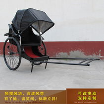 Noble enjoyment Antique rickshaw Republic of China passenger car Scenic area wedding photography Hotel car
