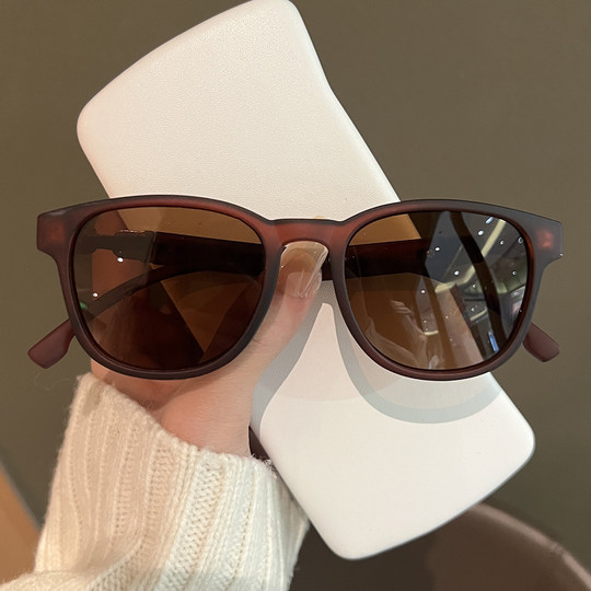 2025 New Oval Frosted Black Frame Sunglasses Men's Driving Special Polarized Sunglasses Anti-UV