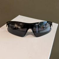 Черная рамка черная пленка