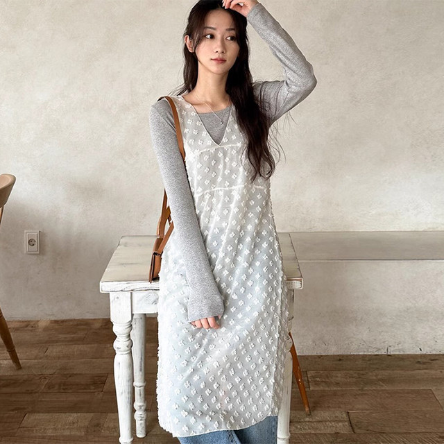 Korean chic spring niche versatile V-neck three-dimensional jacquard loose casual see-through layered vest dress for women