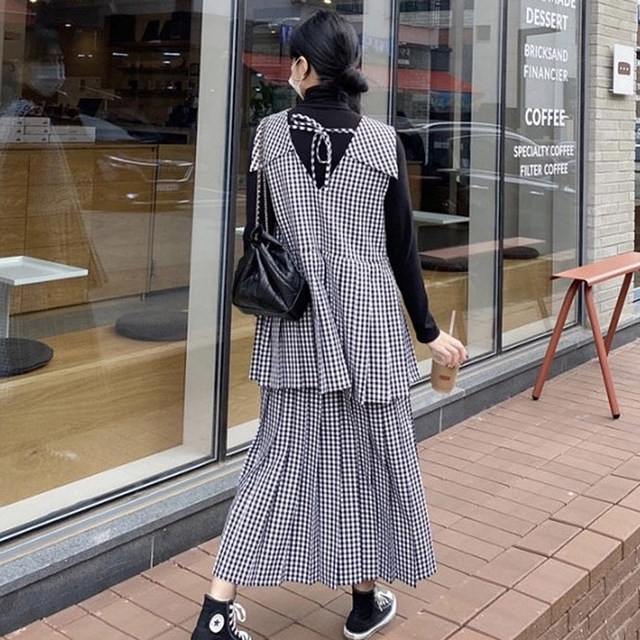 Korean chic niche all-match high-necked thin long-sleeved bottoming shirt T-shirt + plaid pleated strap dress suit