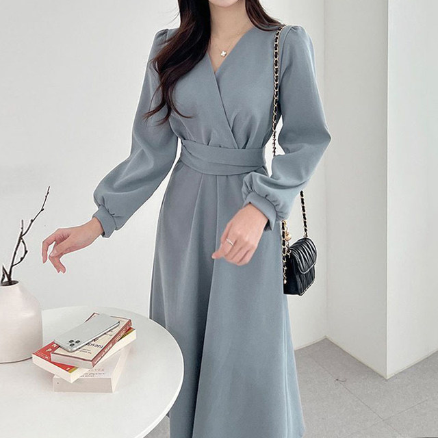 Liangliangjia Camellia Girl~Simple cross V-neck tie waist puff sleeves pleated mid-length dress for women