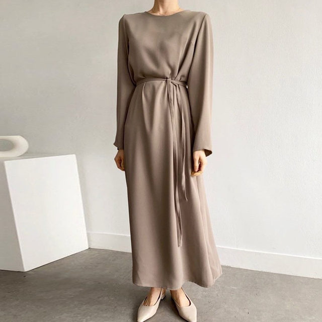 Korean chic early spring minimalist round neck solid color tie waist slim skin-friendly long-sleeved dress dress