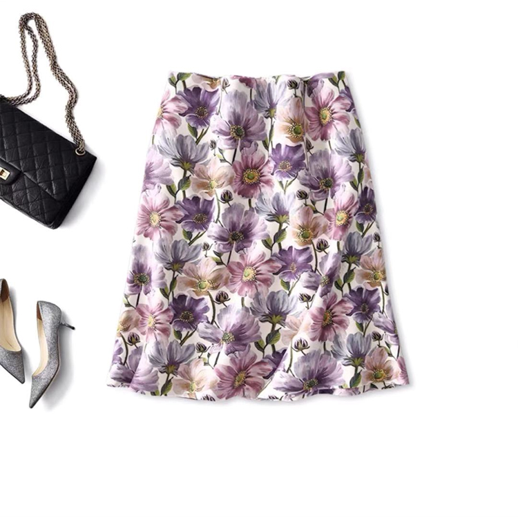 Pleasing to the eye French style estate Custom satin print A character half-body dress