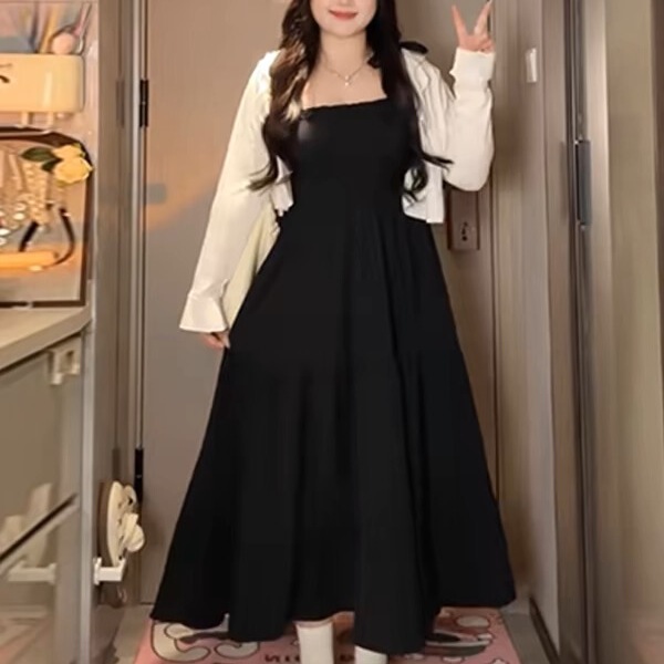 Plus-Size French Hepburn-Style Vintage Spaghetti Strap Dress for Spring and Summer, Slimming High-Waisted Black Dress That Covers the Hips for Slightly Chubby Women